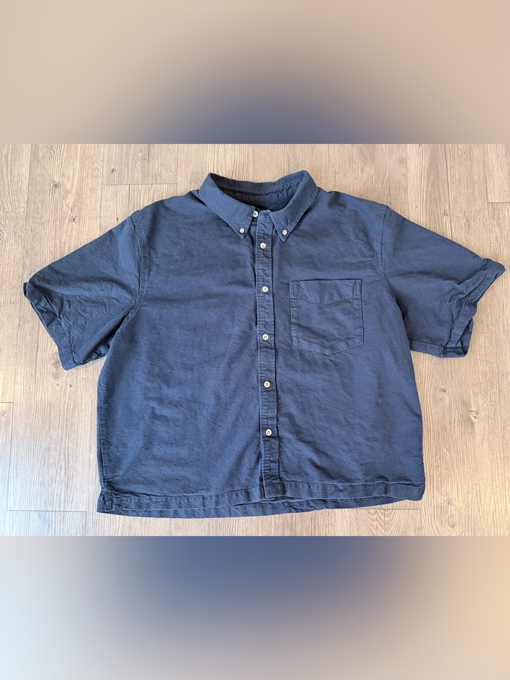 Urban Outfitters Men’s Large Short-Sleeve Navy Button-Down Shirt